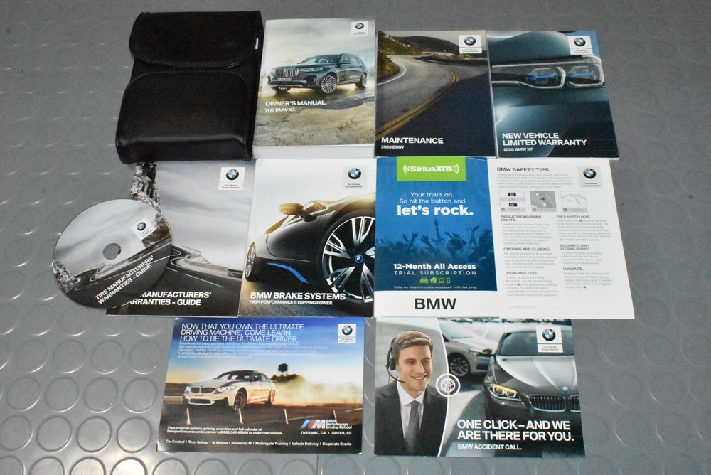 2020 BMW X7 OWNERS MANUAL - SET!!!!
