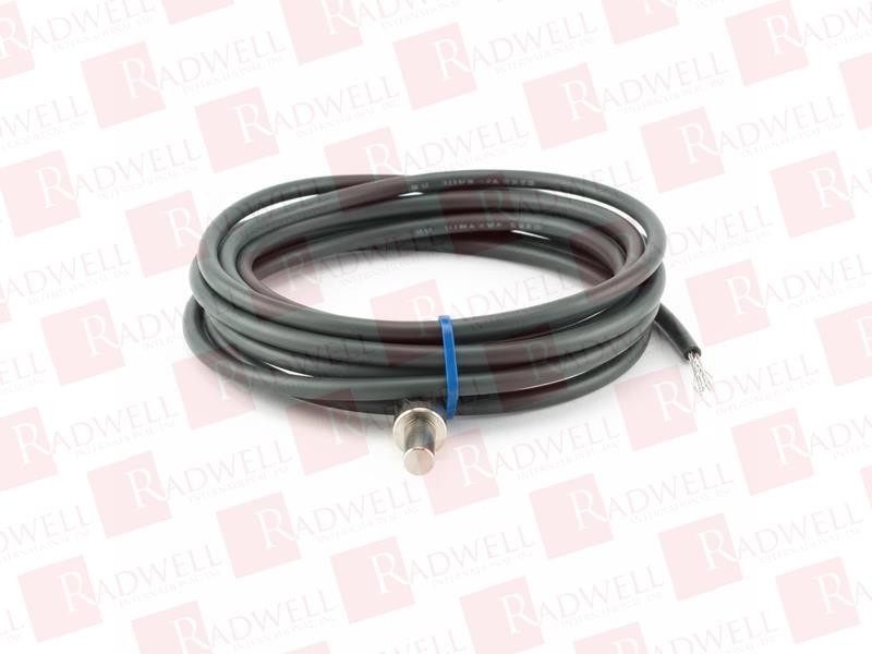 OMRON E2E-CR8C1-2 / E2ECR8C12 (USED)