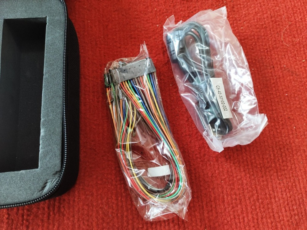 P:VT53 Instek GLA-1132 32 Input Channel Logic Analyzer