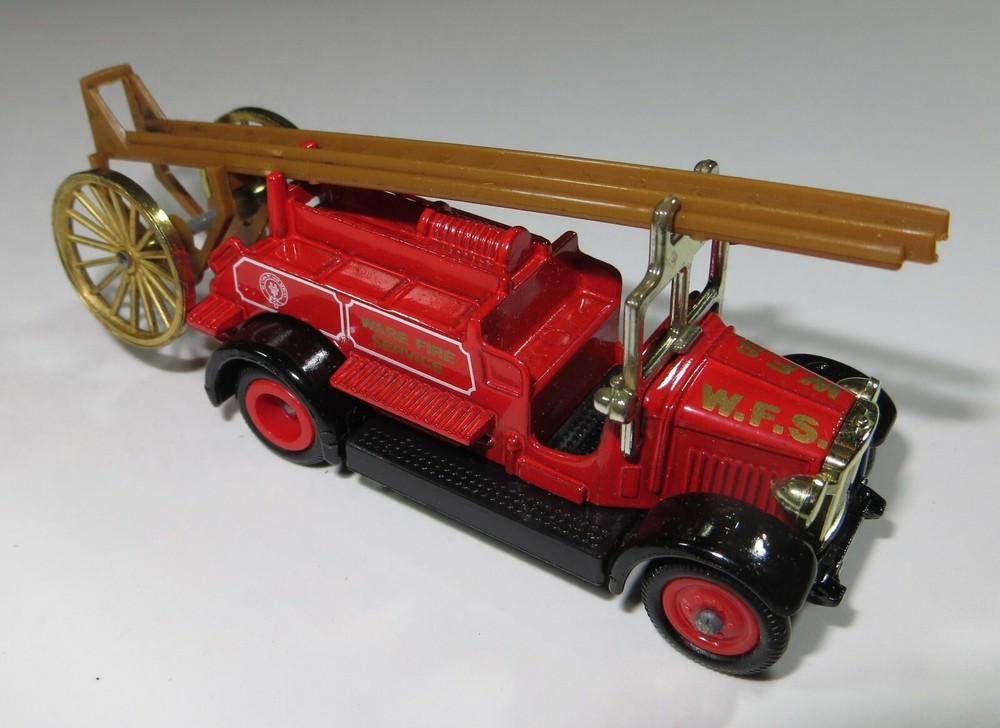 1983 LLEDO Days Gone WARE FIRE ENGINE NICE O2-100720