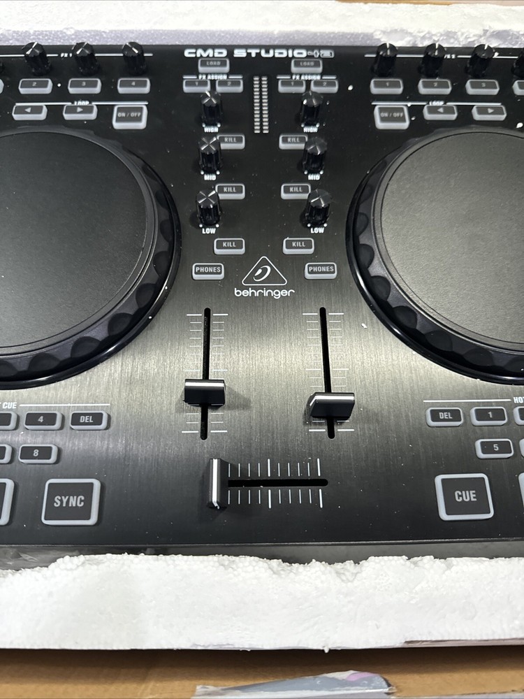 Behringer CMD Studio 4a DJ MIDI Controller