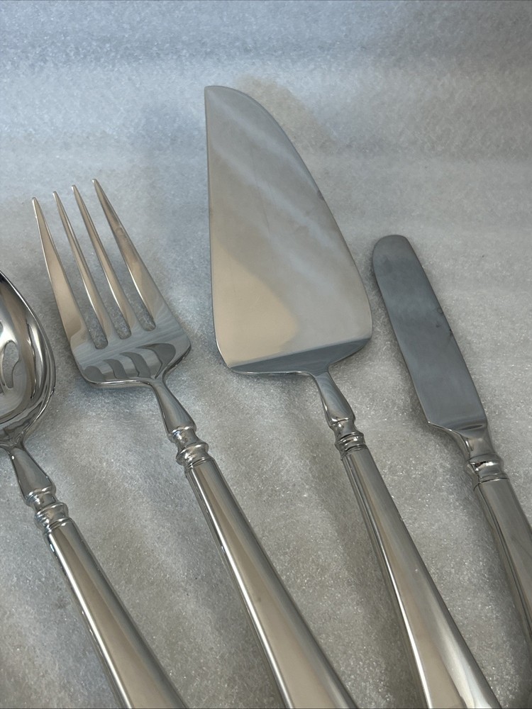 7 pc Reed & Barton Gloucester Shell Williamsburg Stainless Serving Flatware Set