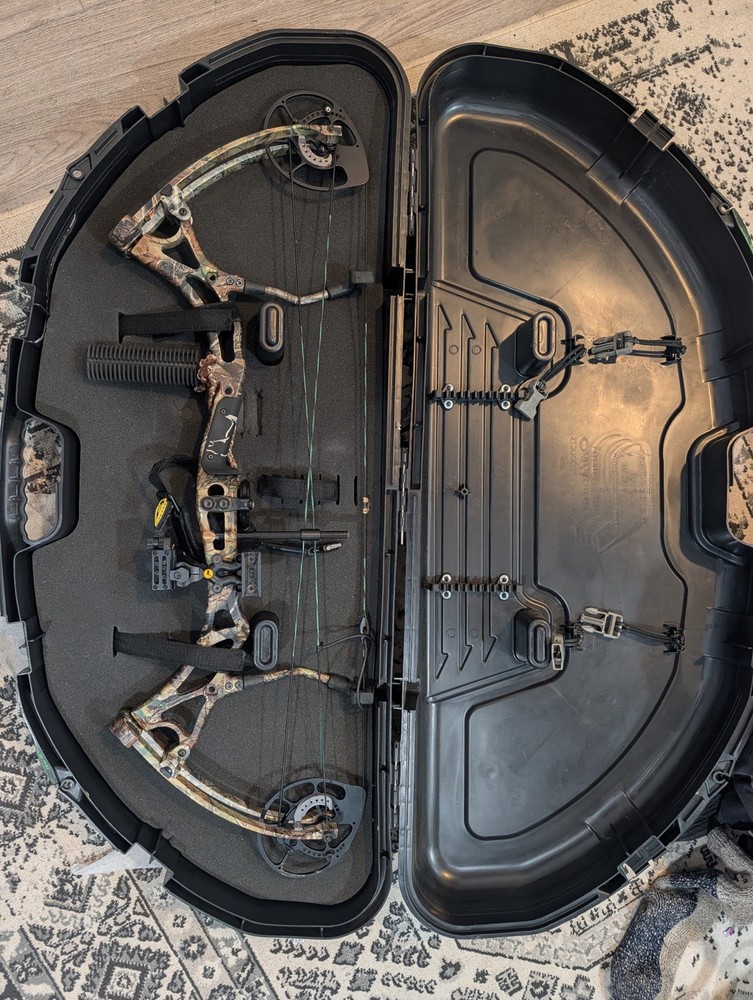 Bear Archery Bow And Case
