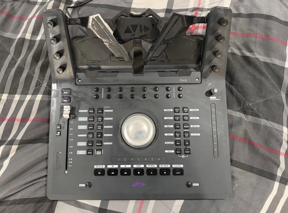 Pro Tools | Dock Control Surface
