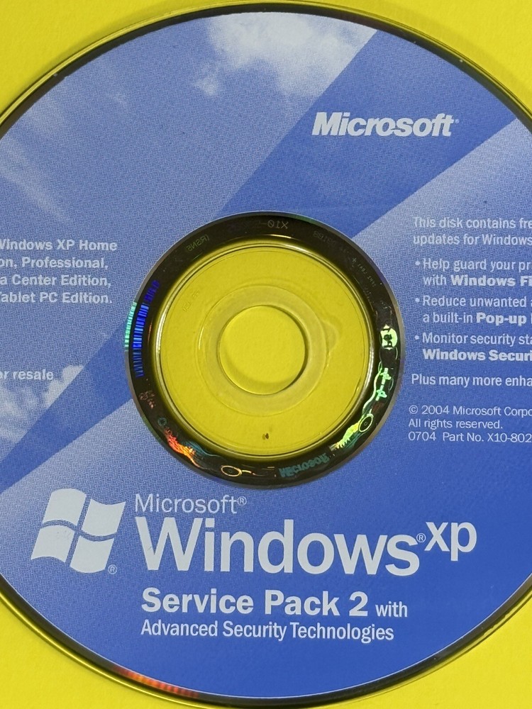 10 Vintage CD Rom Softwares Windows XP , Windows 7 , Acronis , Driver discs.