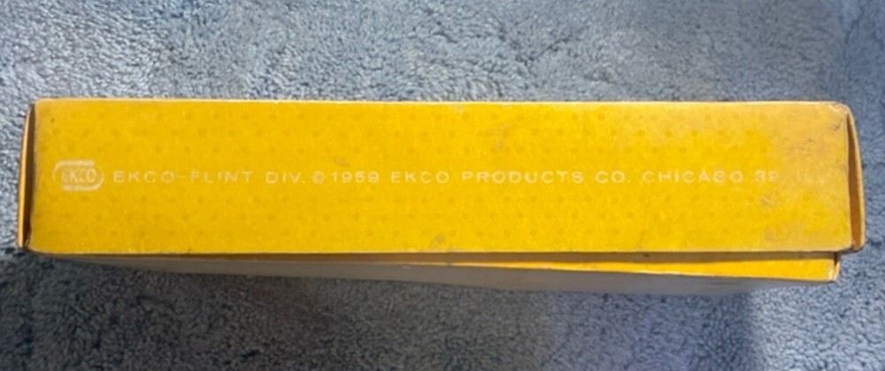 Vintage Flint Egg Beater w/Original Box, 689
