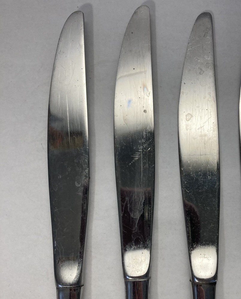 4 ONEIDA Deluxe Stainless Dinner Knives SPANISH MOOD