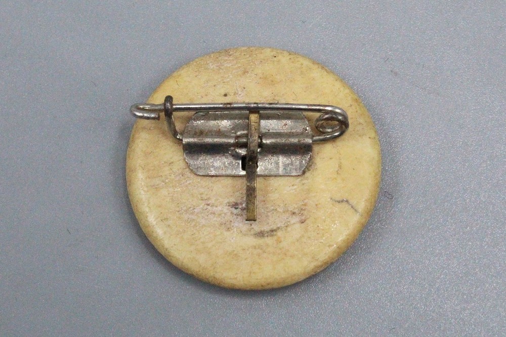 WW2 German Koblenz Tinnie . PIN422