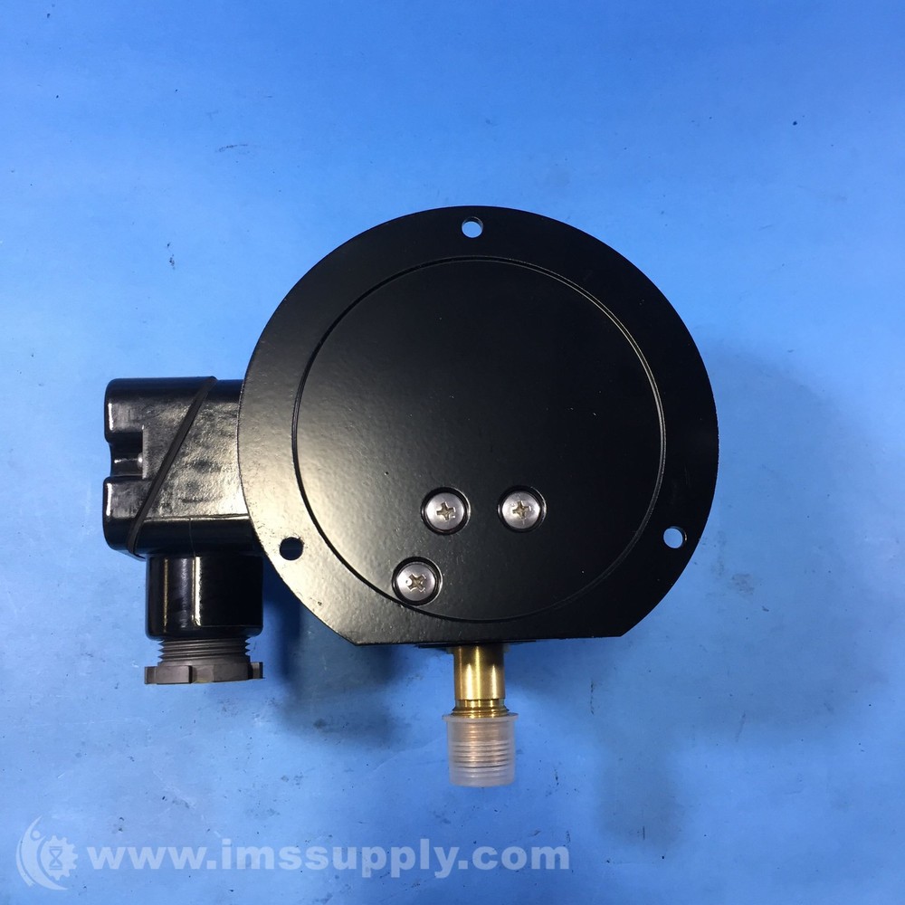 JM1123176 Differential Pressure Switch Enclosure FNIP