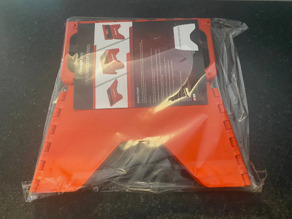 Snap On Tools Orange Folding Step Stool for Workshop Garage SSXRSTPK09