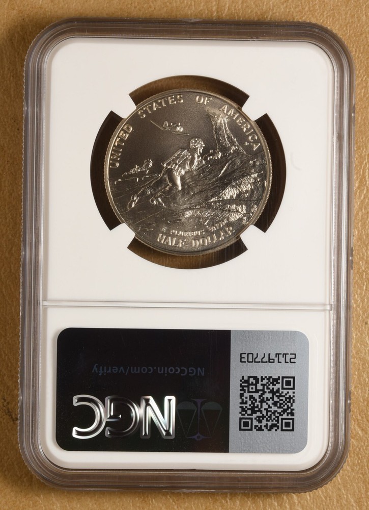 1991-95 P World War II Commemorative Half Dollar NGC MS70