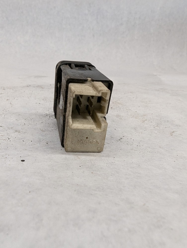 1990-1993 ACURA INTEGRA Defrost Control Switch Button OEM