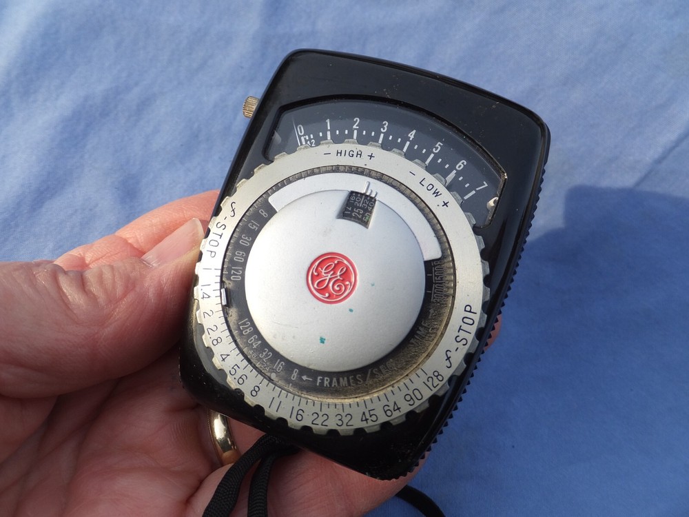1950s General Electric Camera Analog Light Exposure Meter Type PR-1 Leather Case