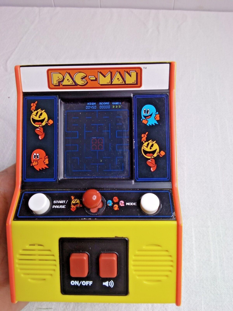 Pac-Man Handheld Electronic Arcade Game Bandai Namco 2019 WORKS
