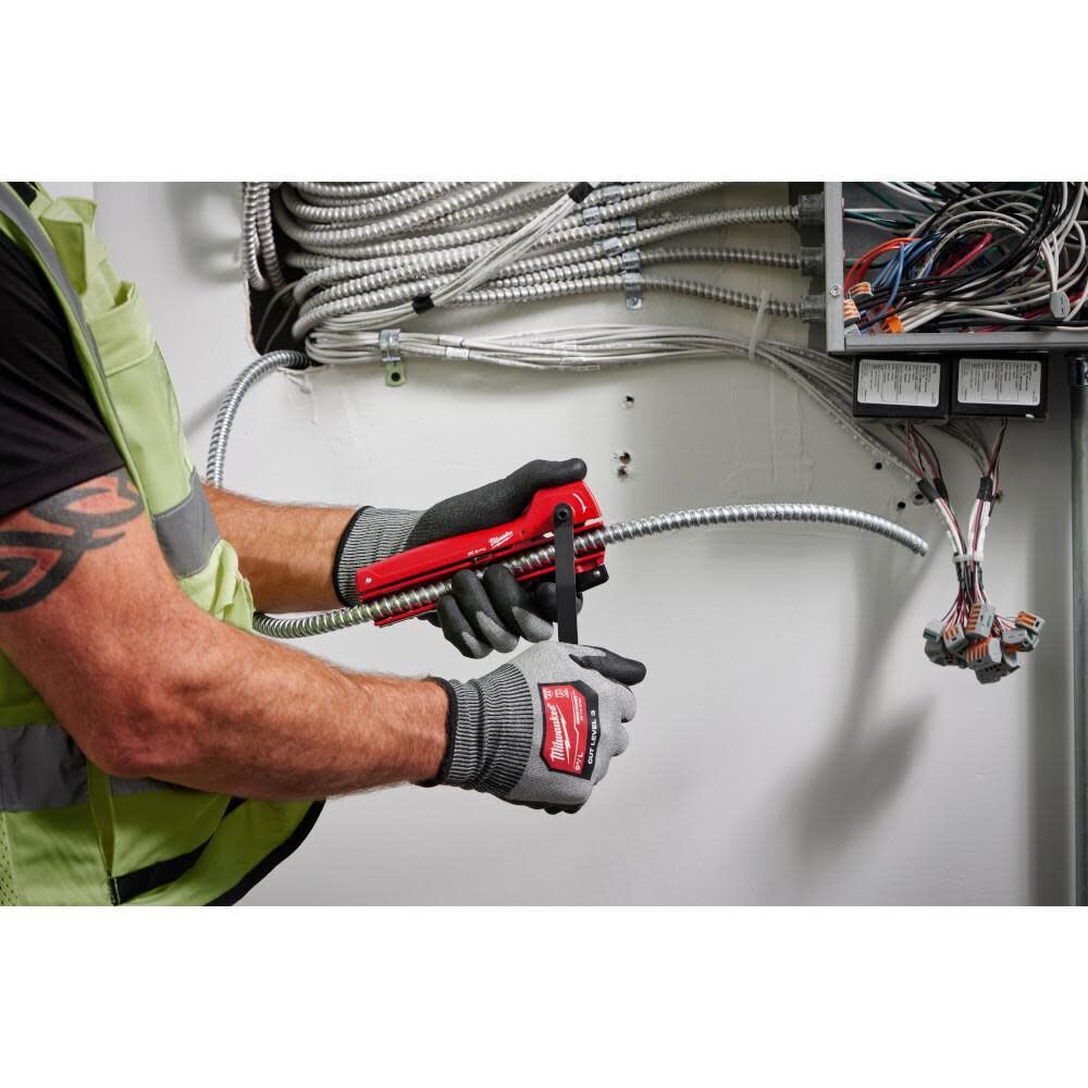 Milwaukee Armored Cable Cutter