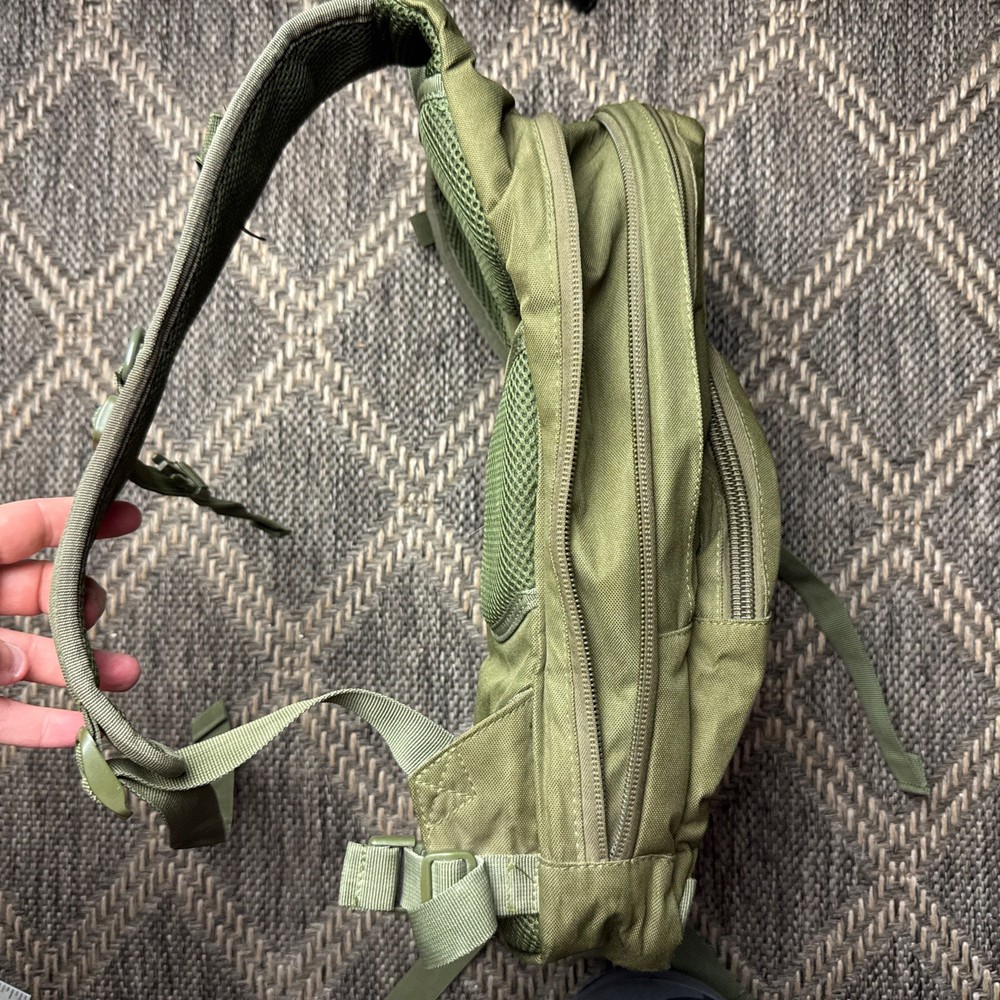 Condor 124 Discrete 2.5L Combat Nylon Hydration Backpack (no Bladder)
