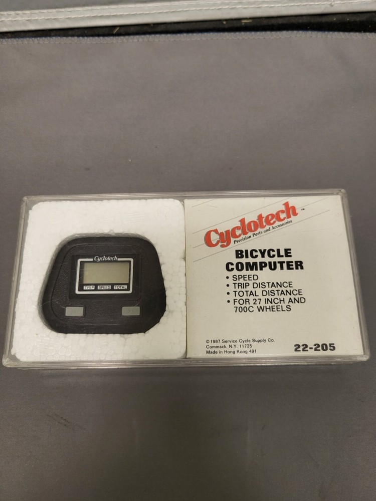 Vintage 1987 CYCLOTECH Bicycle Computer.  Brand New in Package.  Never Opened