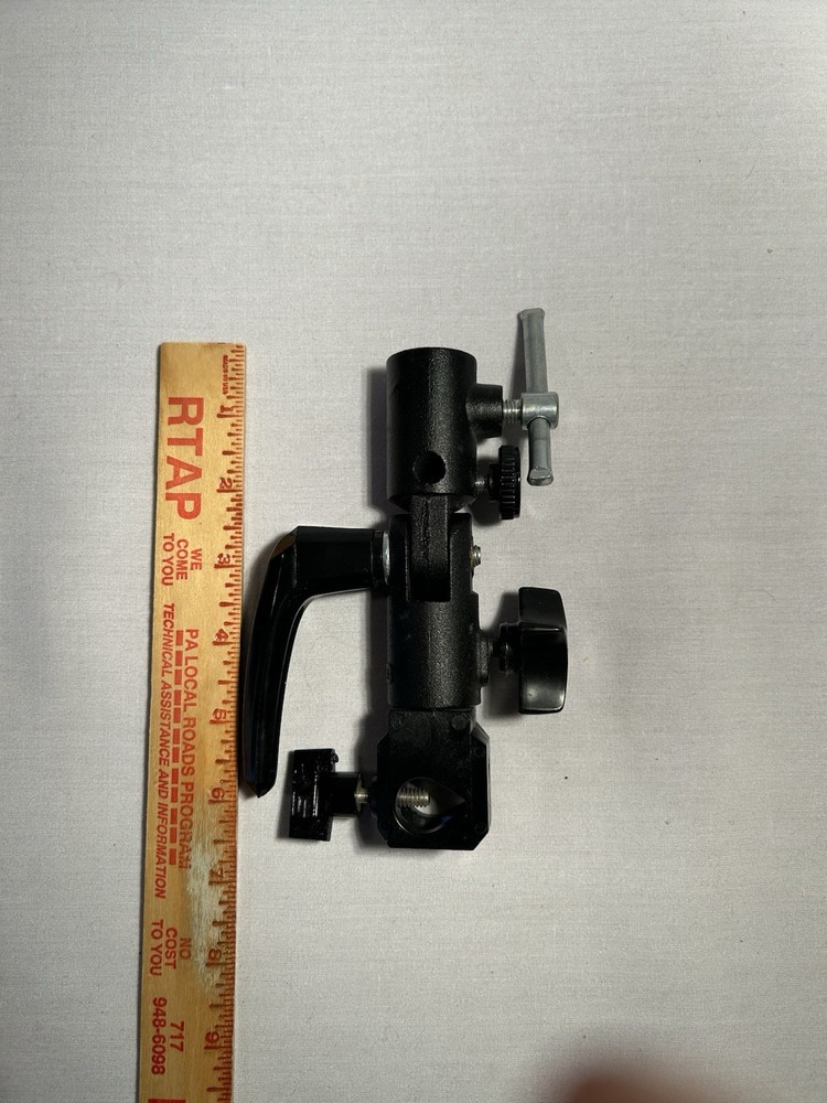 2 Nikon Camera Flash Bracket Mounts Swivel SET of 2