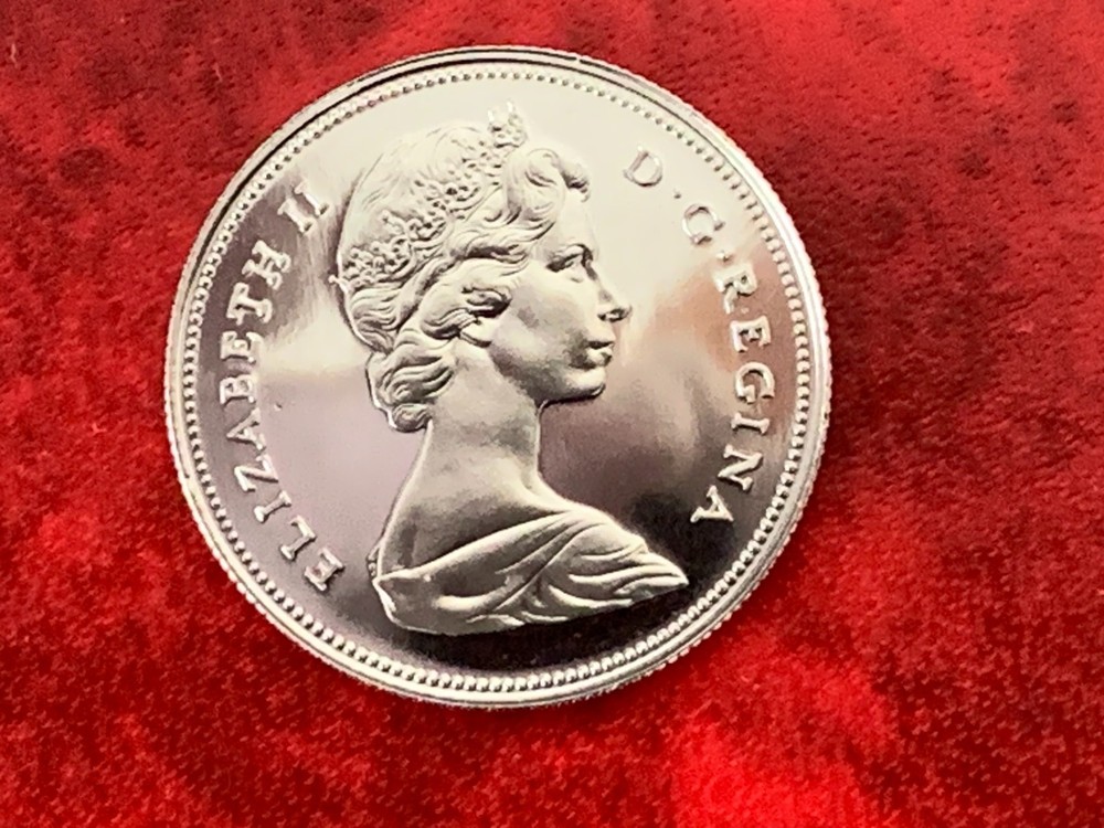 Canada 50 Cent 1975 Specimen Coin-Uncirculated