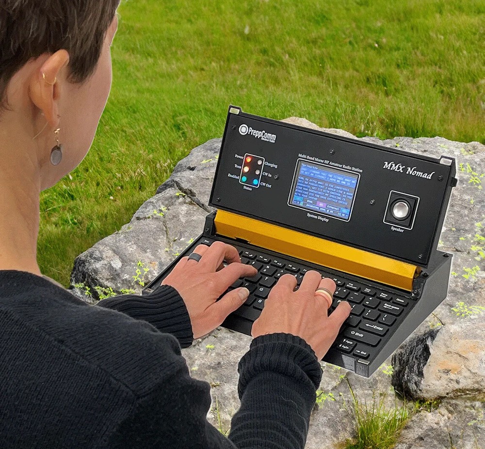 Dissaster emergency communication Morse Code interpreter HF Radio Station