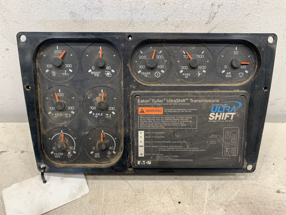 2005 Kenworth T2000 Gauge Panel (716-10264)