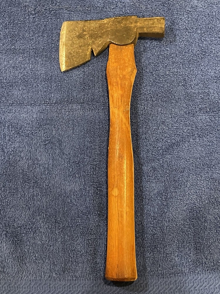 Vintage KELLY AXE TOOL Co Roofing Hatchet Hammer Combo Nail Puller