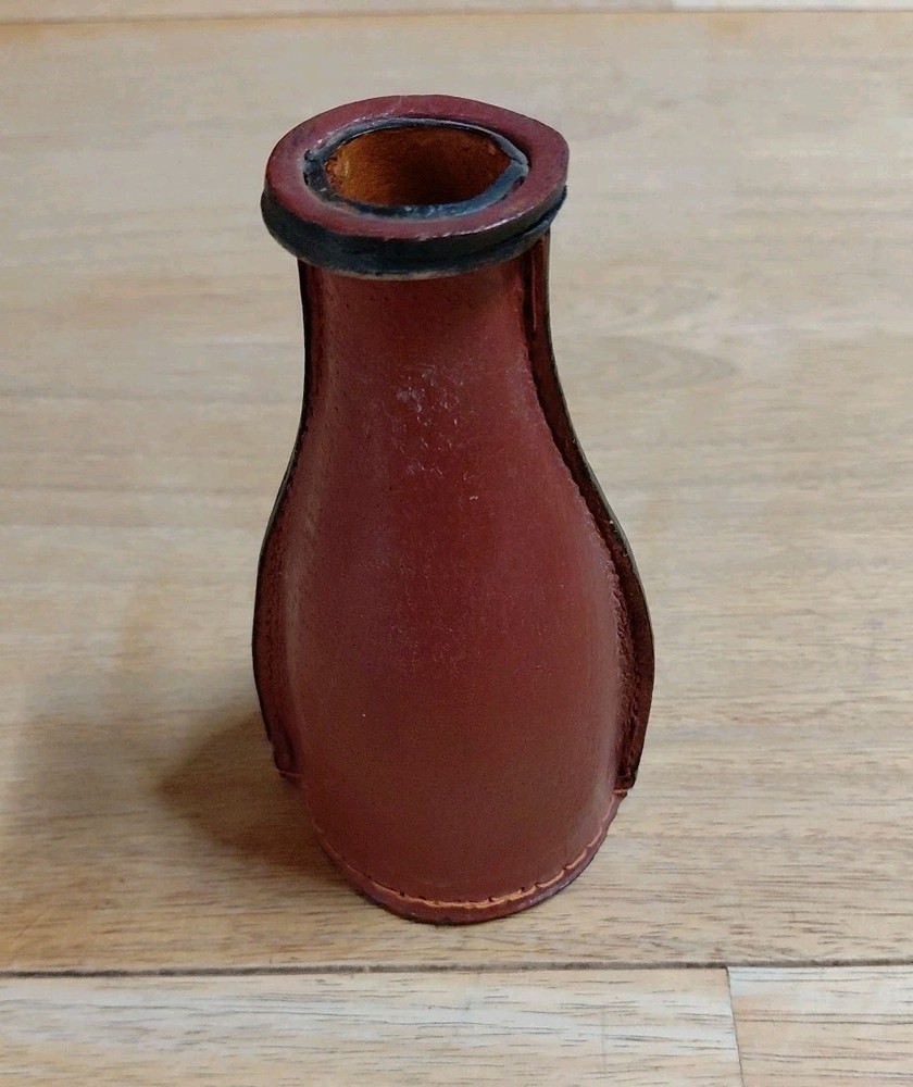 Vintage Shake Bottle for Pea Pool