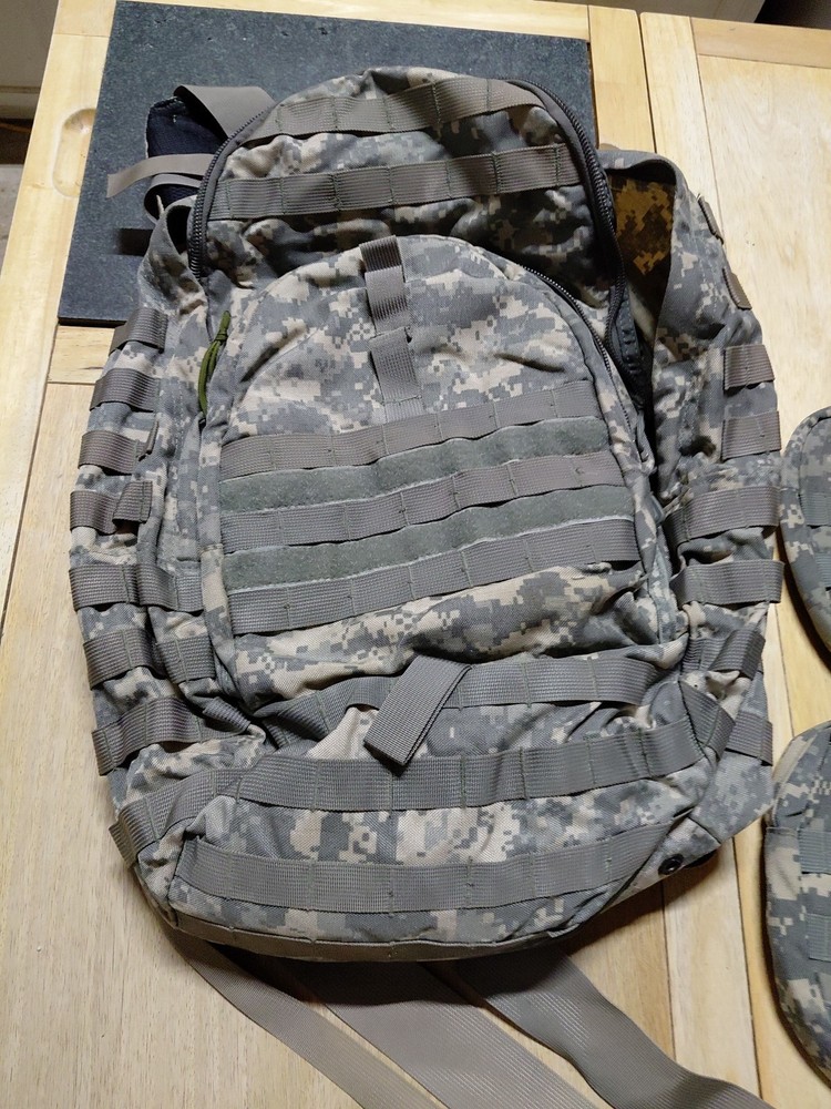 Mititary SEATEC BACKPACK W/ 2 POUCH