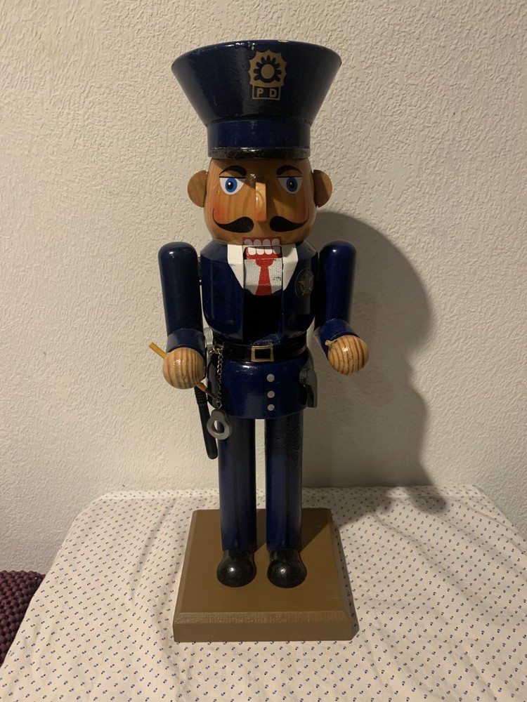 METROPOLITAN POLICE WOODEN NUTCRACKER