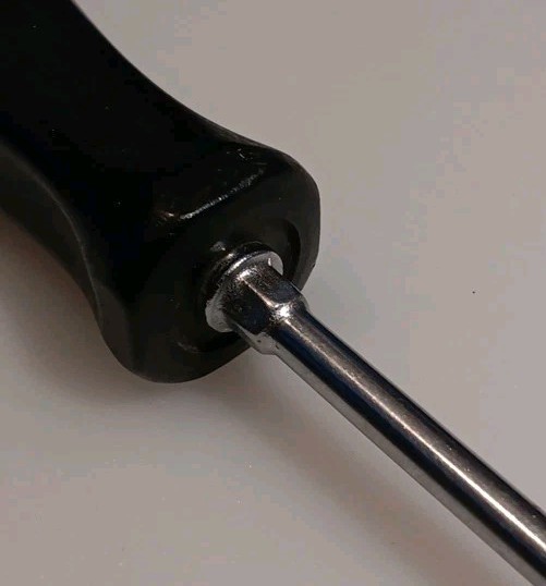Snap-on Tools SDDP82, Black Handle Phillips Screwdriver # 2 tip, 12” Long