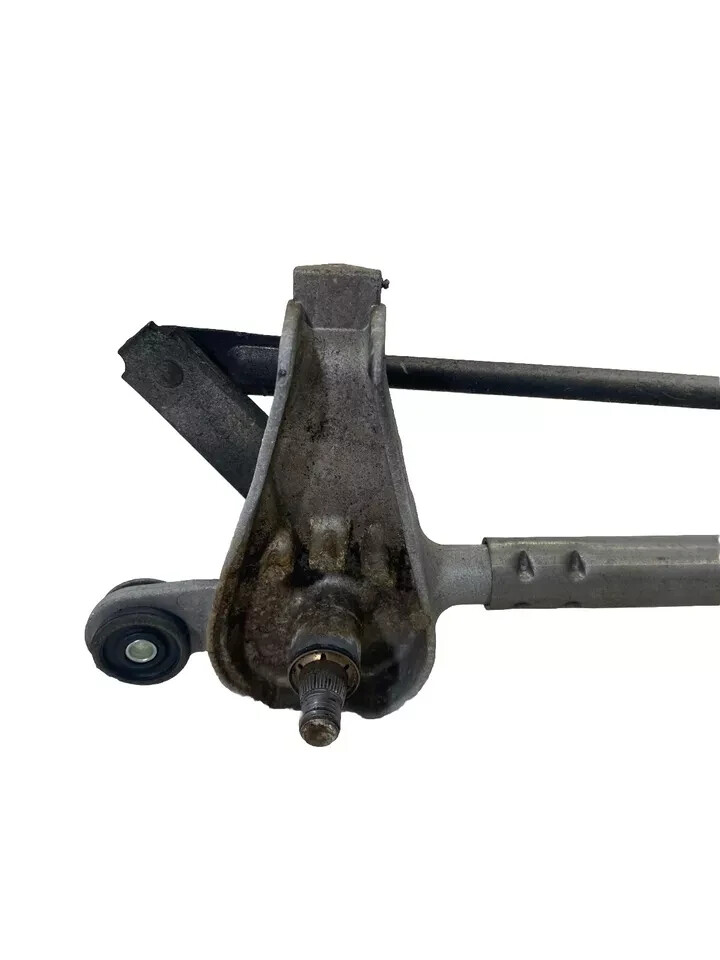 2009-2013 Subaru Forester Front Windshield Wiper Assembly Motor Linkage OEM