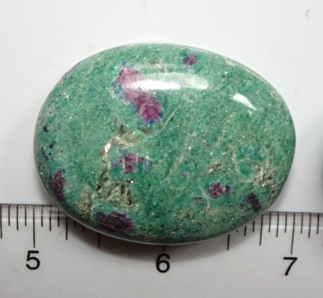 Ruby Fuchsite Palmstone - India sc1006