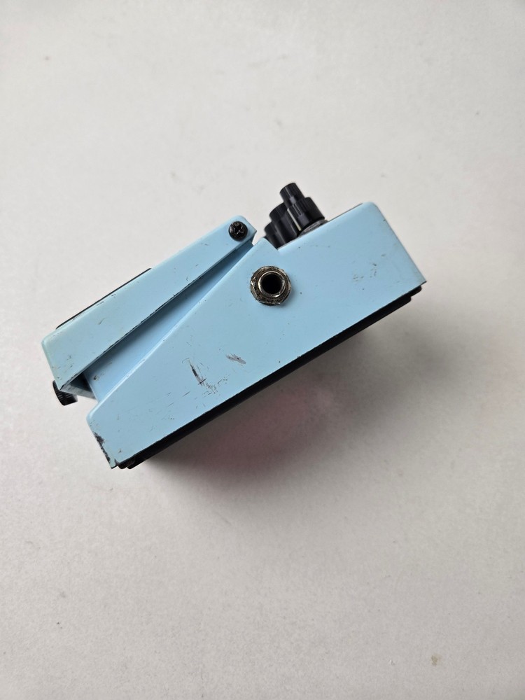 Boss CE-5 Chorus Ensemble Guitar Effect Pedal