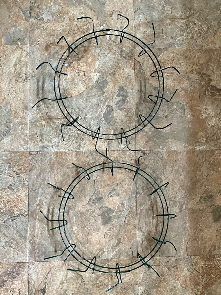 Wreath 2 wire frames round 12 inches diameter heavy duty