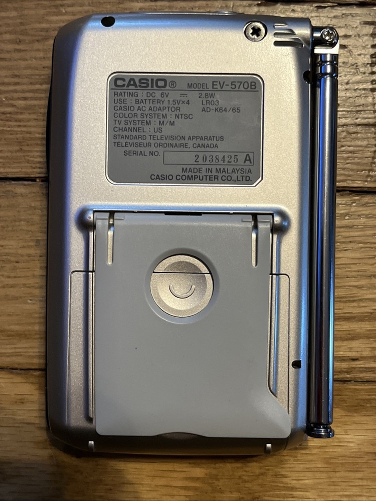 Casio EV-570B Handheld LCD Color Television TFT, Manual, Power Tested