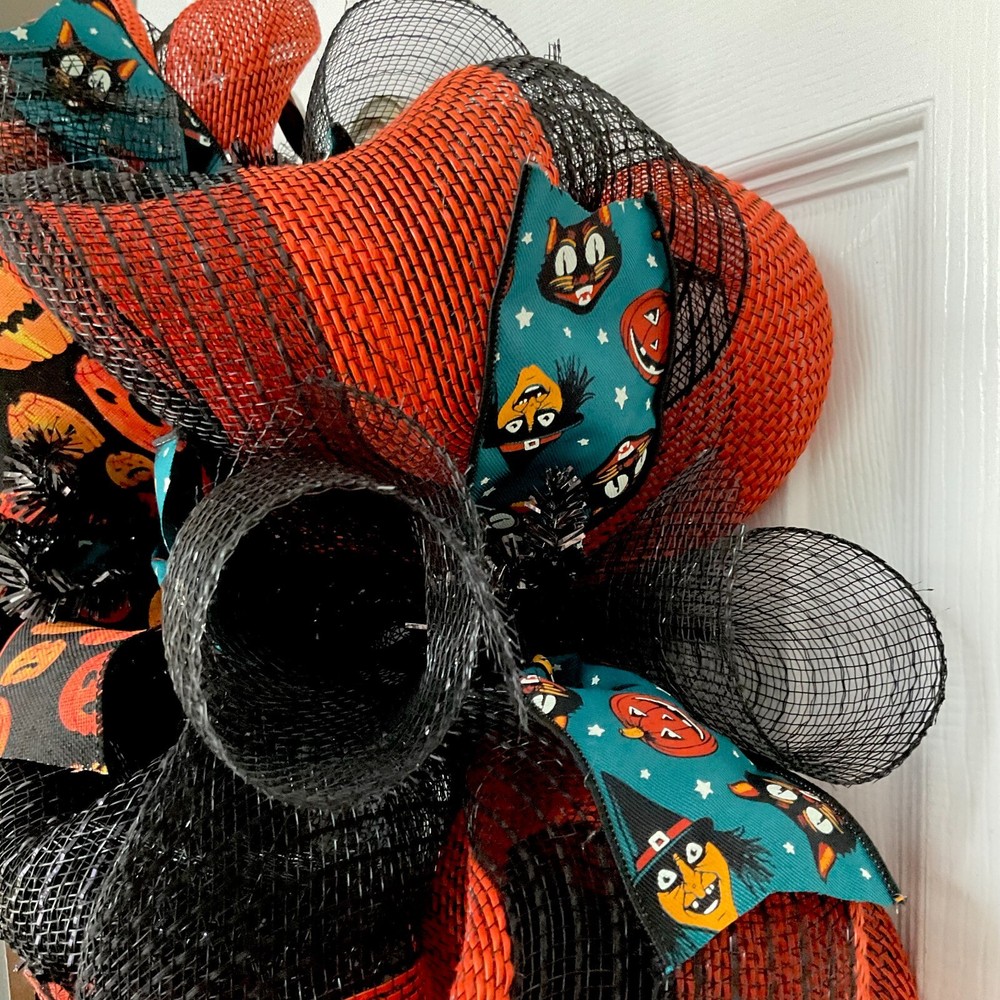 Happy Halloween Old Fashioned Handmade Deco Mesh Wreath