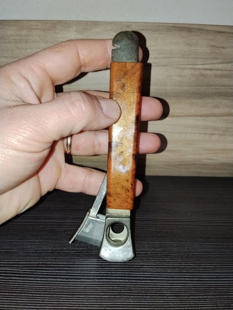 Root Color Cigar Cutter