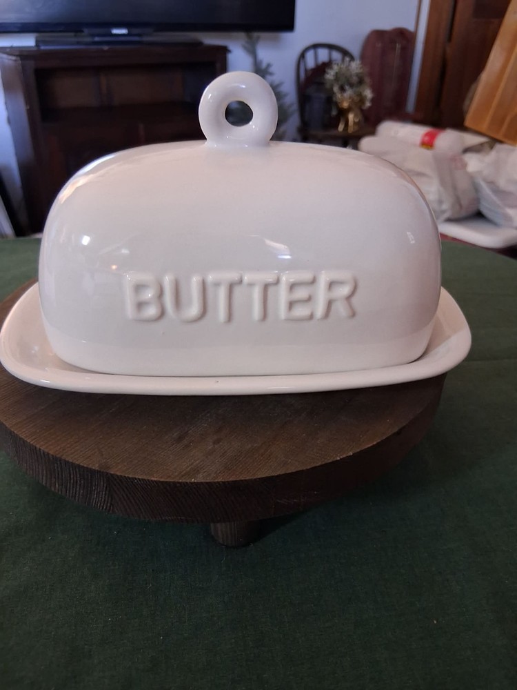 Nicole Miller White Ceramic Butter Dish