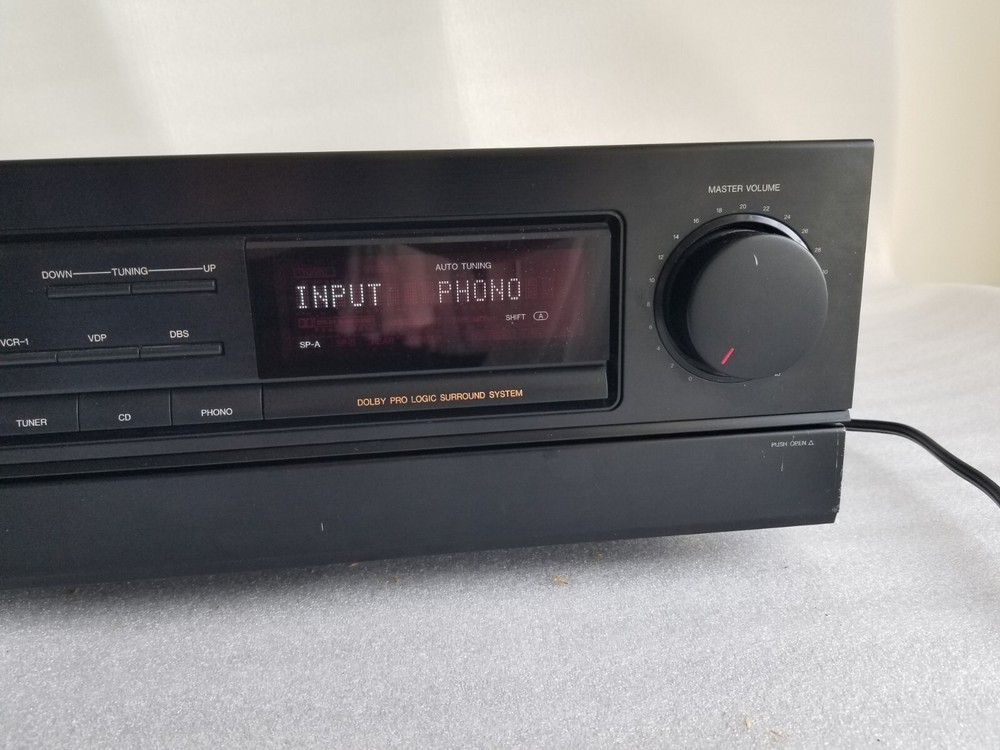 Denon AVR-1010 AV Surround Receiver with PHONO INPUT No Remote
