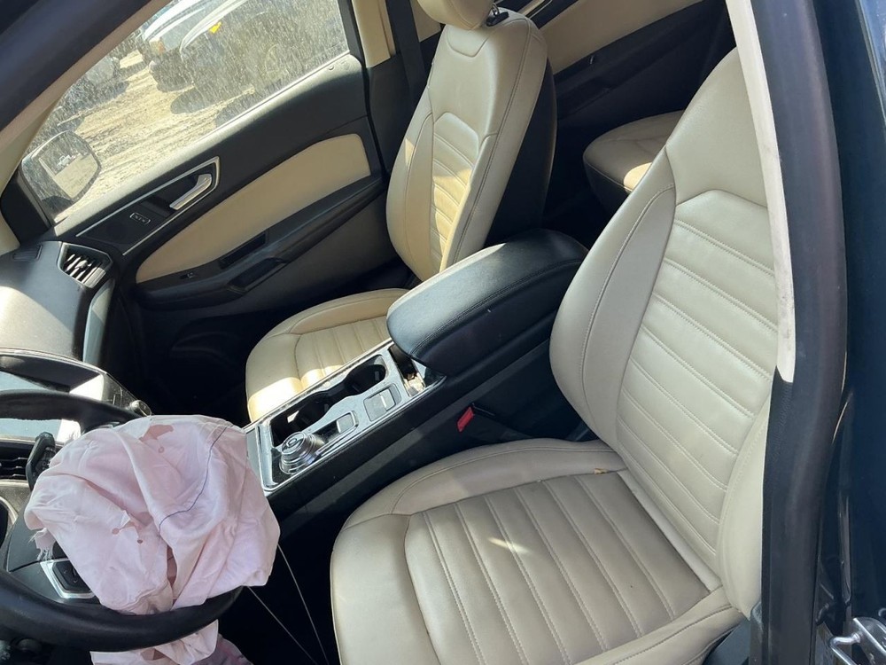 EDGE 2019 Glove Box 5026112