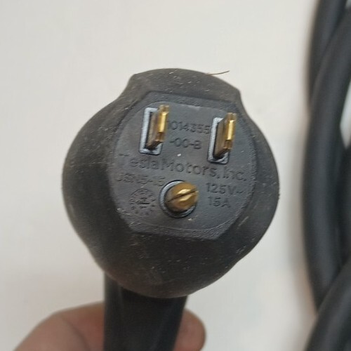 Tesla Model S Model X OEM 1015786-99-A Mobile Connector Charging Unit Untested