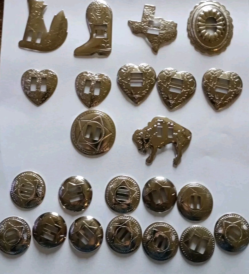 Vintage  METAL CONCHO’S-SILVER Craft