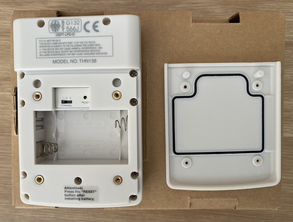 *NEW* Oregon Scientific THN138 Wireless Remote Temperature Sensor