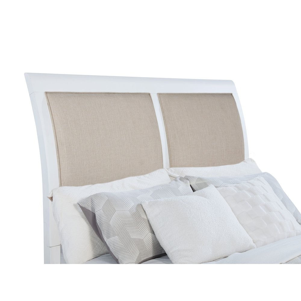 Bexhill 4-piece Eastern King Bedroom Set White