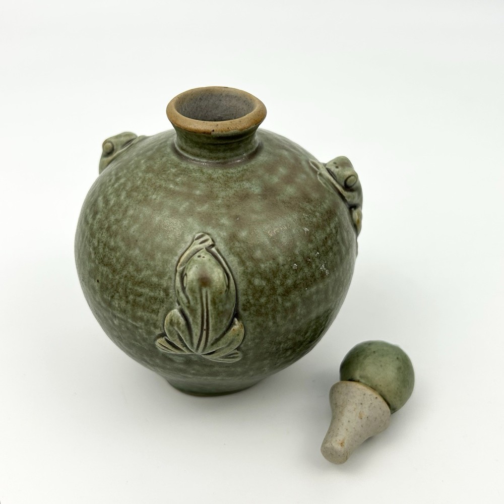 Small Celadon Green Studio Art Pottery Jar Tree Frogs Gorgeous