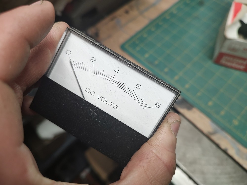 Modutec Panel Volt Meter