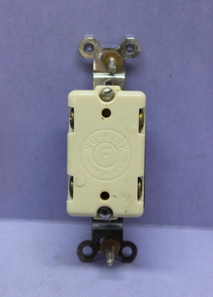 ⭐ Vintage Double-Pole Toggle Switch, Key Keyed Lock Security DPST, Circle F, USA