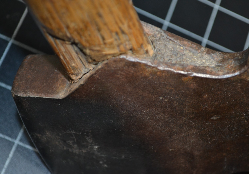 BEATTY - BROAD AXE WITH ANTIQUE HAND MADE HANDLE