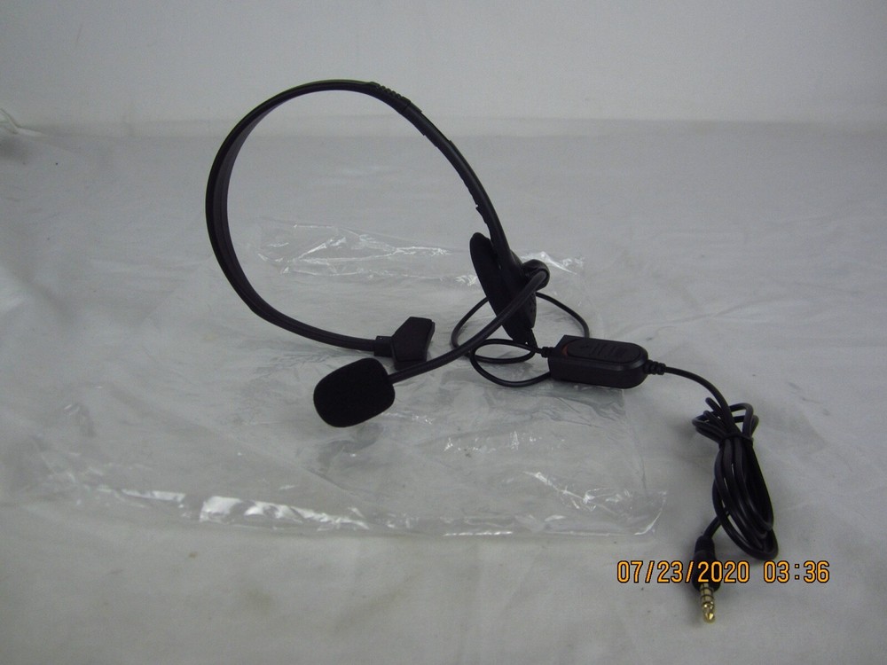 Essential Mono Wired Chat Headset for PS4 With mic & volume