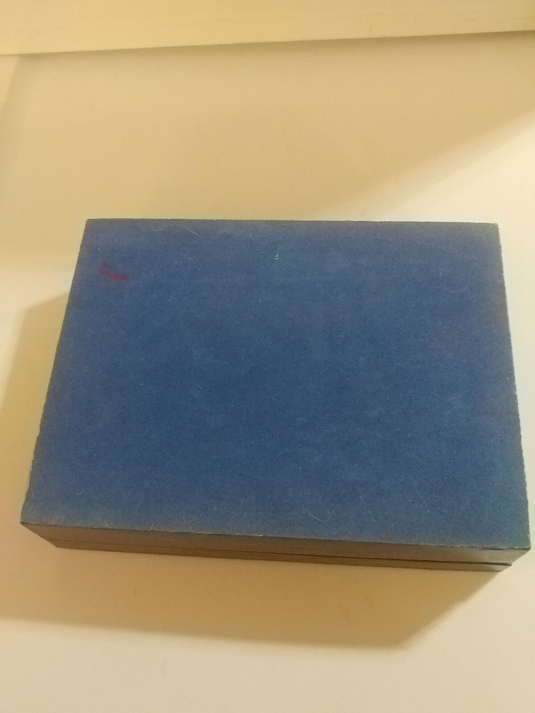 PARROT Hinged Wooden Keepsake Box